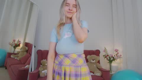 ashly_cherry online show from March 10, 11:03 am
