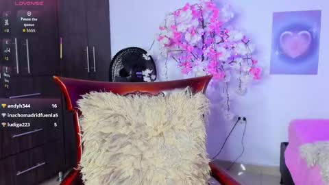 Snapshot of ashly_pink1 chatting on September 20, 3:49 am ashly_pink1 online show from September 20, 3:49 am