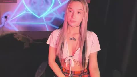 Mila online show from February 1, 5:17 am