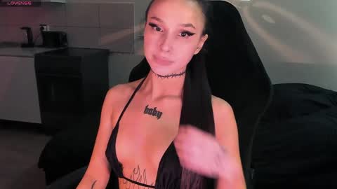 Mila online show from June 7, 5:36 am