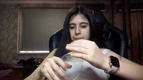 Lina online show from February 6, 12:58 am