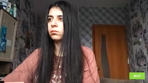 Lina online show from November 27, 3:53 am