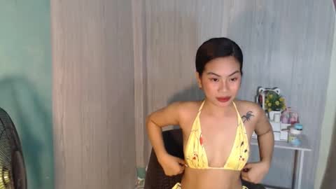 asian_girl2004 online show from April 29, 11:35 am