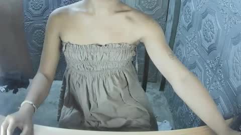 asian_kellyxxx online show from January 14, 10:26 pm