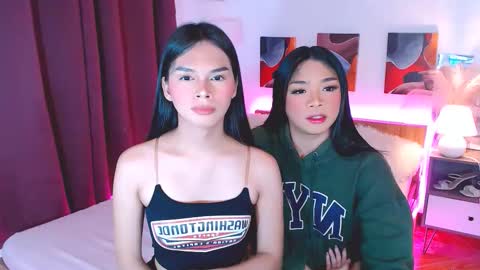 Snapshot of asian_mooreen chatting on September 21, 10:36 am mooreen online show from September 21, 10:36 am