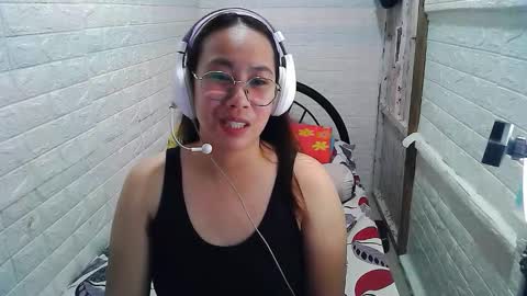 Snapshot of asian_sexydimples chatting on October 12, 2:25 am Trixie online show from October 12, 2:25 am