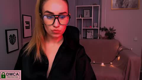 Snapshot of asol_muah chatting on December 31, 8:26 am Asol online show from December 31, 8:26 am