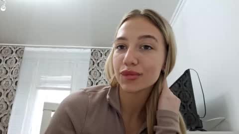 Diana online show from October 19, 2:08 pm