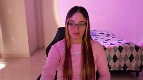 atenas online show from September 8, 6:29 pm