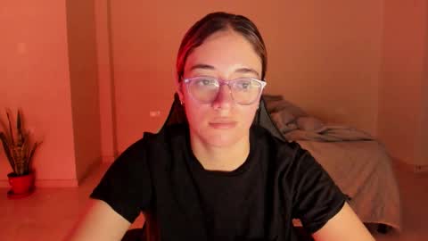 atenas online show from March 7, 10:11 am