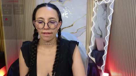 Atenea online show from February 18, 7:57 pm