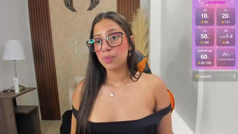 Atiena online show from May 25, 8:19 pm