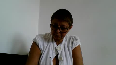 Snapshot of atikaarea chatting on September 30, 9:48 am atikaarea online show from September 30, 9:48 am