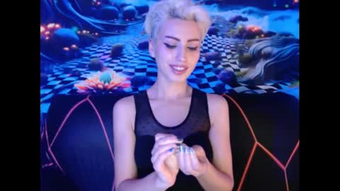 Aubrey online show from December 12, 8:47 am