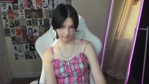 Audrey online show from October 20, 9:34 am