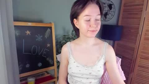 auradiaz online show from February 24, 8:46 am