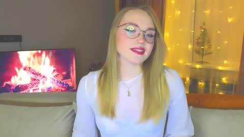 Kate online show from December 30, 4:07 pm