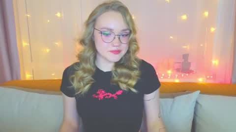 Kate online show from February 4, 4:08 pm