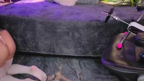 aurora online show from December 19, 8:34 pm