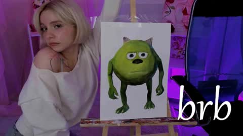 aurorawrenfield online show from November 5, 7:24 am