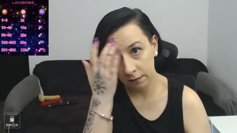 AutumnOpal online show from April 13, 9:37 pm