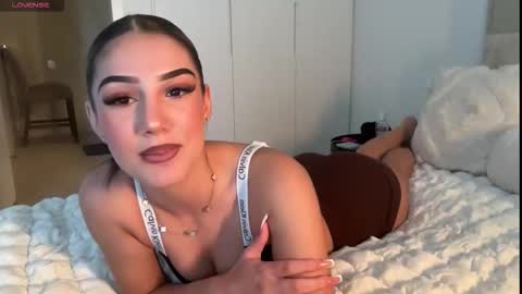 Ava  online show from December 2, 7:54 am