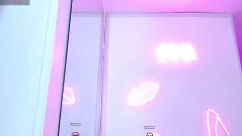 AVA online show from November 21, 10:12 pm