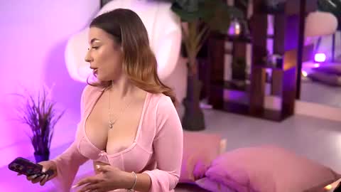 AvaReed online show from October 23, 4:18 am