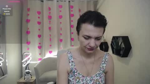 avasaturnian online show from February 7, 7:56 am