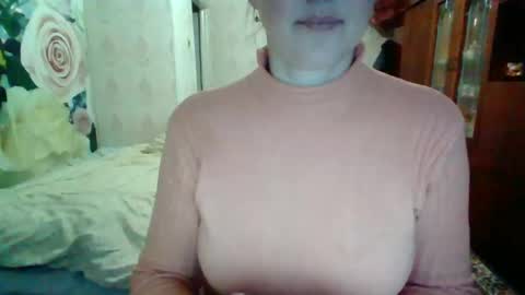 awesomeladyy online show from January 21, 2:05 pm