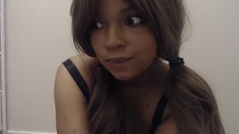 Jasminee online show from September 28, 10:42 am