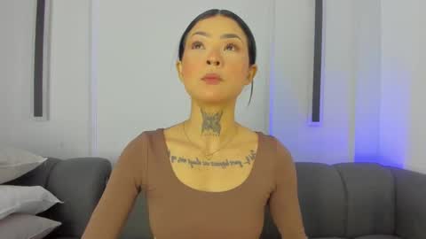 Axara online show from October 8, 11:25 am