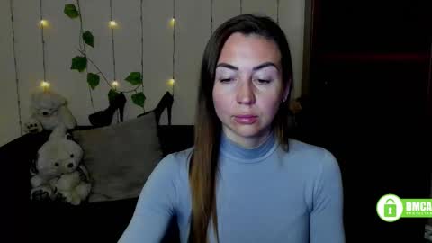 Snapshot of ay_kiss_jully chatting on March 7, 4:35 am Jully online show from March 7, 4:35 am