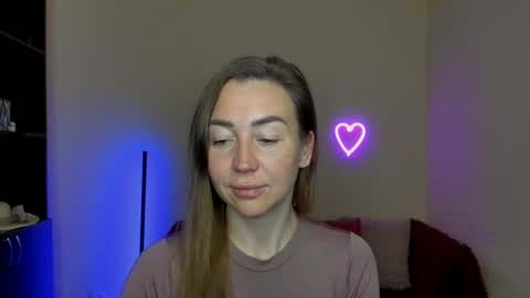 Snapshot of ay_kiss_jully chatting on March 12, 6:32 pm Jully online show from March 12, 6:32 pm