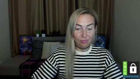 Snapshot of ay_kiss_jully chatting on September 20, 5:44 pm Jully online show from September 20, 5:44 pm