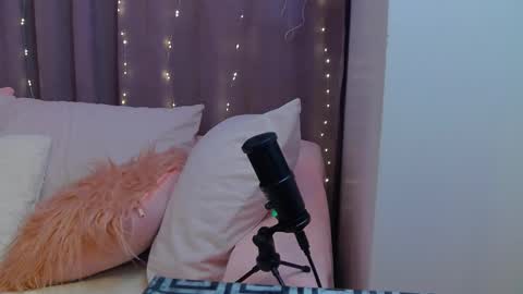 Ayanna online show from February 27, 8:42 pm