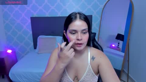 Alyda Jaramillo online show from February 16, 7:25 pm