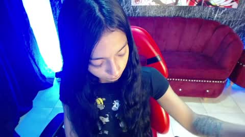 aylanny_m online show from April 9, 2:14 am