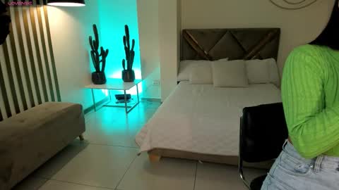 Ayshel online show from November 26, 3:29 am