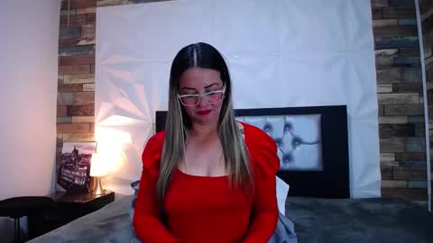 Azahara online show from February 19, 11:06 am