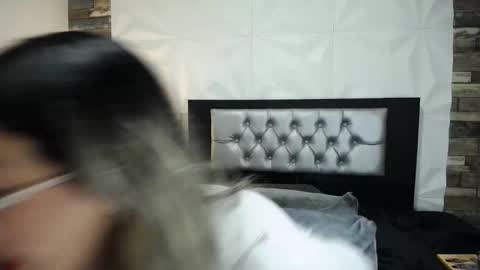 Azahara online show from March 11, 11:01 am