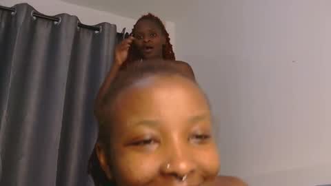 Azalea online show from April 6, 4:46 am