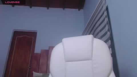 Azyl bunny online show from December 7, 8:11 am