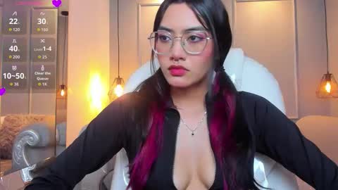 Azura online show from January 15, 7:31 pm