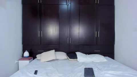 Samantha Reyes online show from September 14, 4:10 am