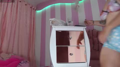 zaleya online show from September 29, 11:15 am