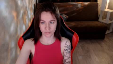 baby_kitte online show from December 15, 3:56 am