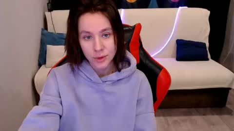 baby_kitte online show from December 25, 4:54 am