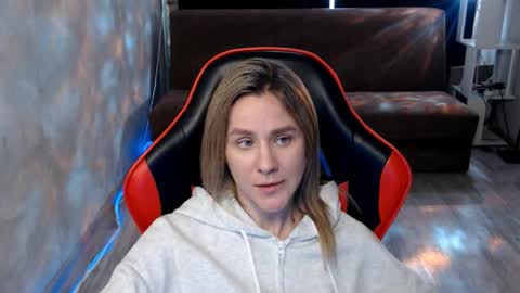 baby_kitte online show from March 19, 5:56 am