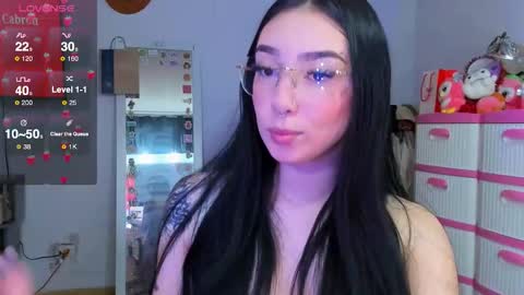 lily online show from November 26, 4:08 pm